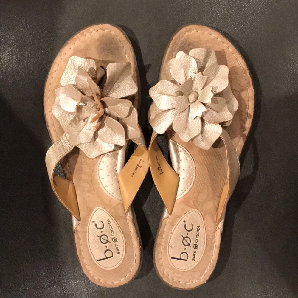 Born Concept Gold Leather Sandals size 8